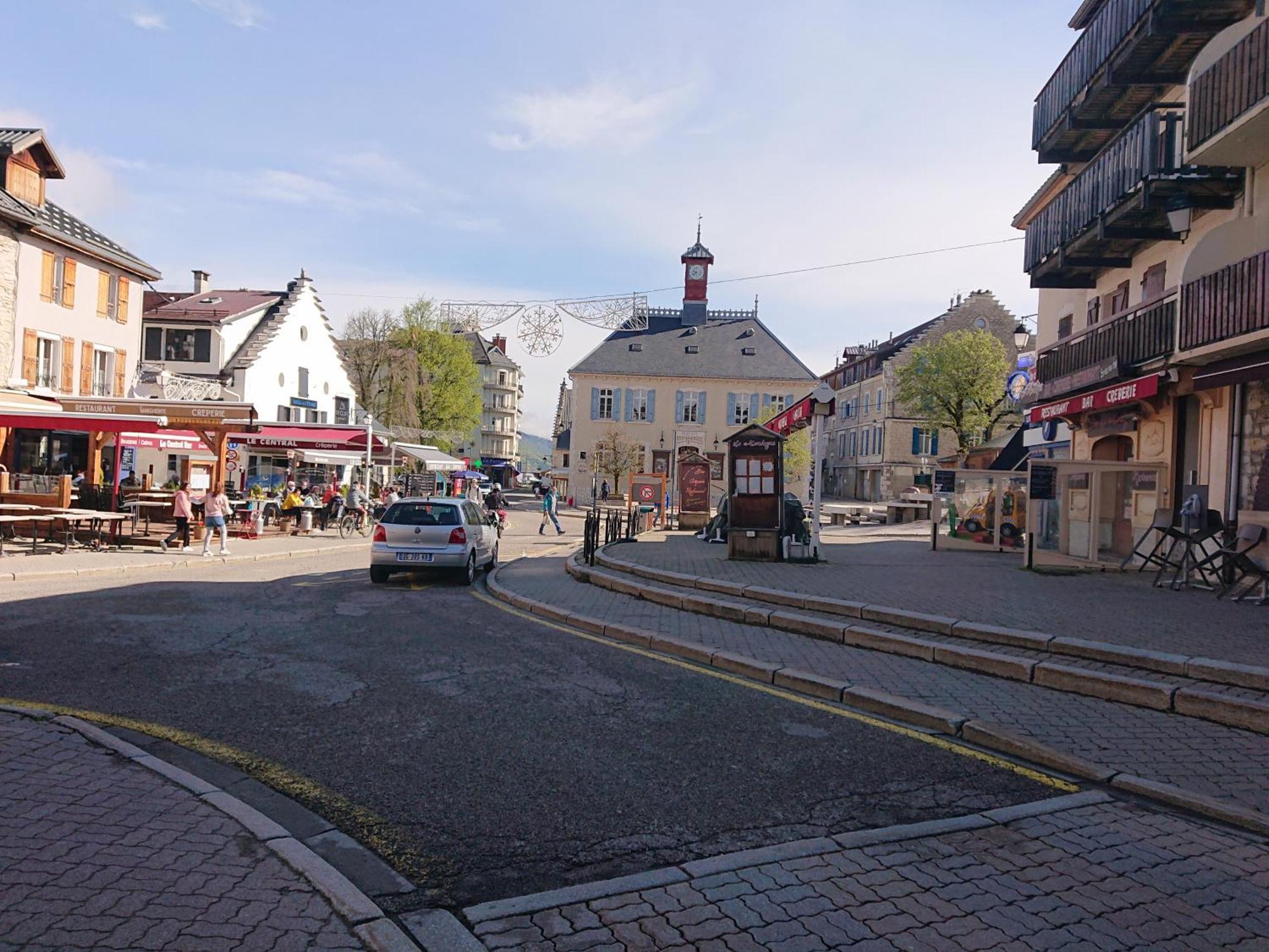 Grande Maison De Ville Renovee,Au Coeur Du Village Виллар-де-Ланс Экстерьер фото
